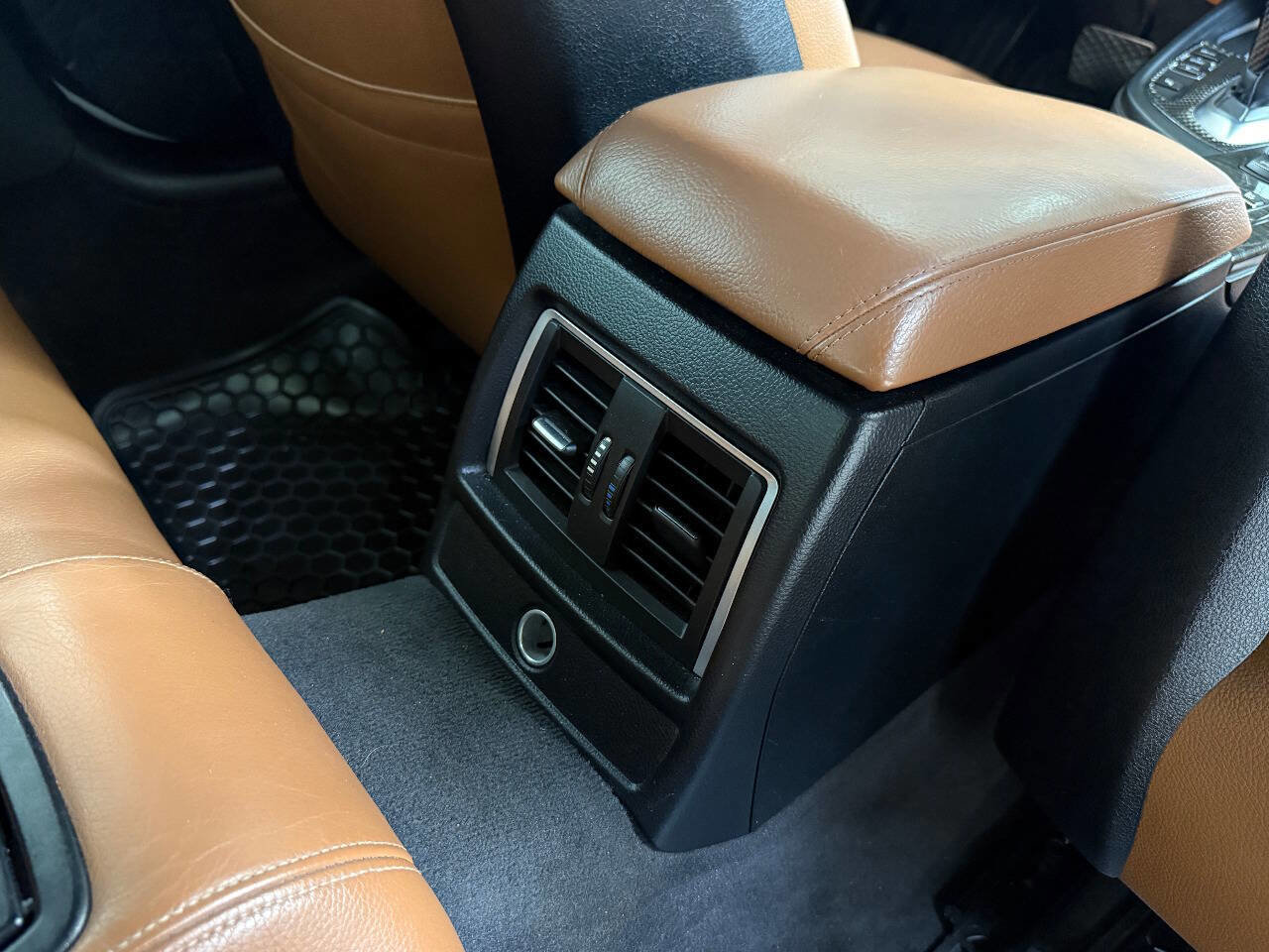 Used 2016 BMW 428i Convertible image 37