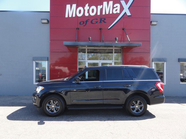 Used 2021 Ford Expedition XL AWD/4WD image 2