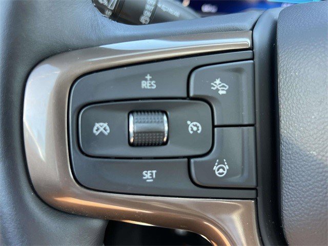 Certified 2024 Chevrolet Suburban High Country w/ Advanced Technology Package image 21