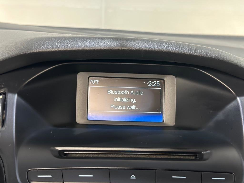 Used 2015 Ford Focus SE FWD image 16