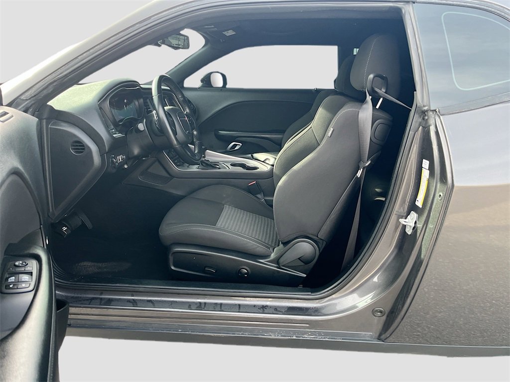 Used 2022 Dodge Challenger GT w/ Blacktop Package image 21