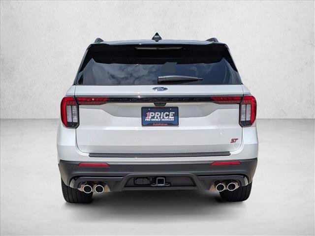 Used 2025 Ford Explorer ST AWD/4WD image 7