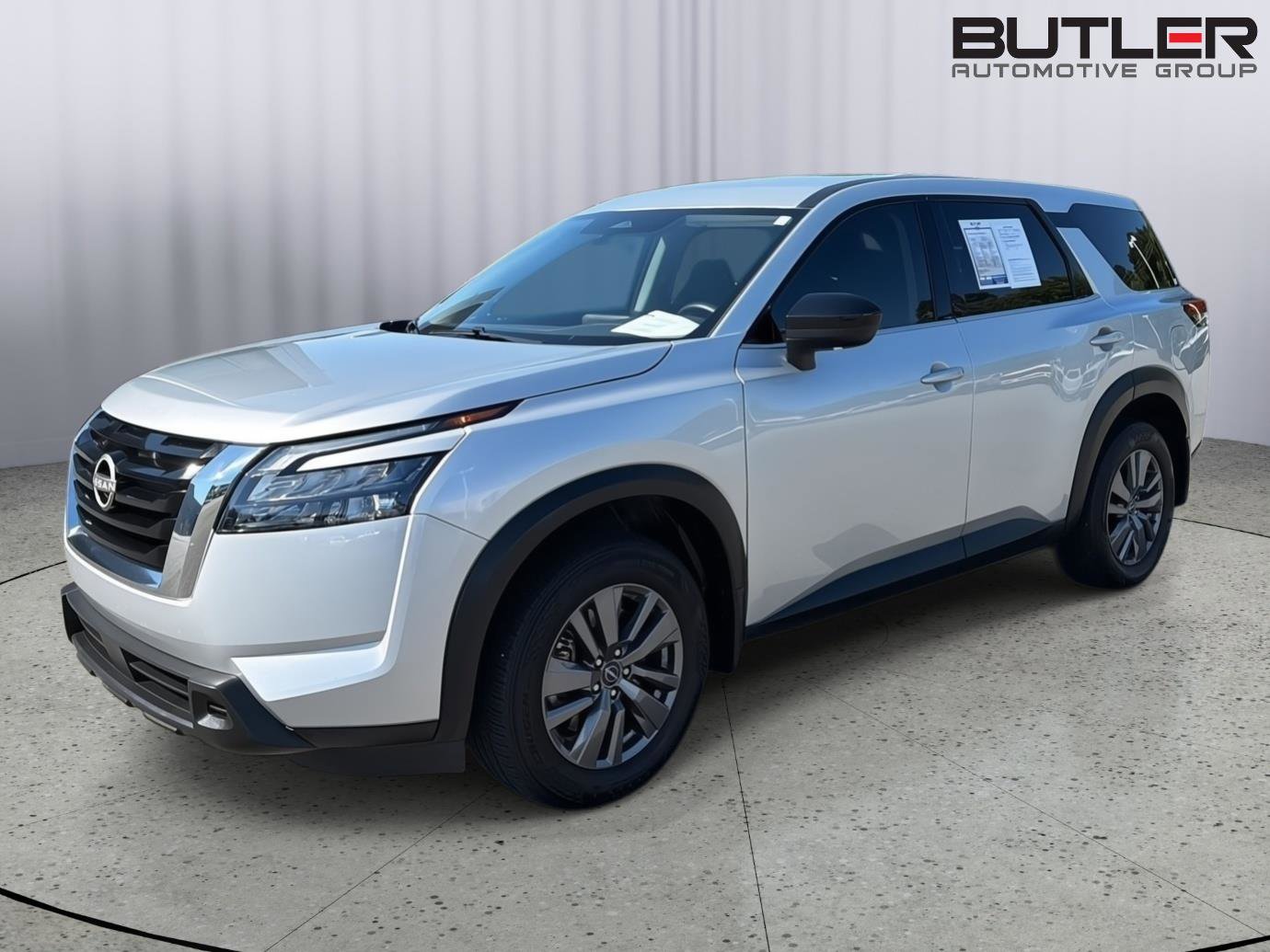 Used 2024 Nissan Pathfinder S