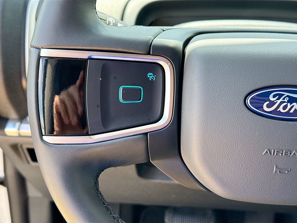 New 2026 Ford Expedition Active RWD image 12