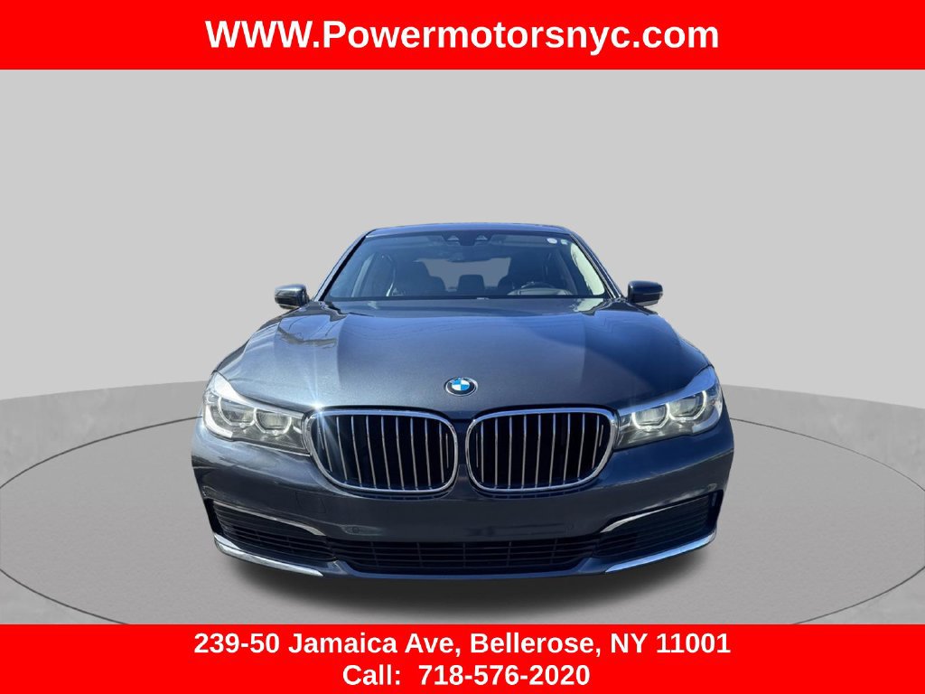 Used 2019 BMW 740e xDrive w/ Executive Package AWD/4WD image 4