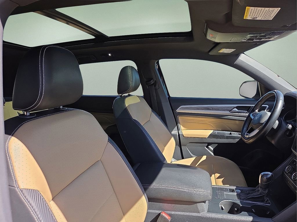 Used 2021 Volkswagen Atlas Cross Sport SE image 12