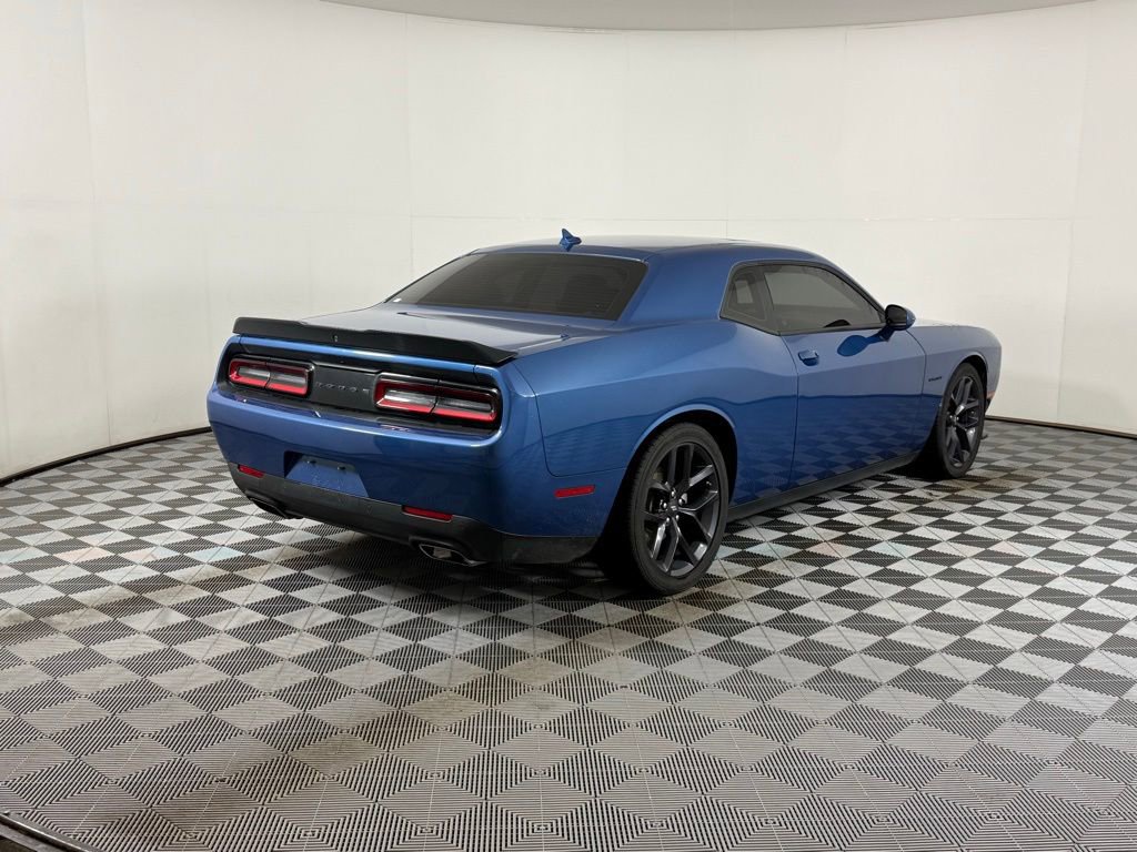Used 2022 Dodge Challenger R/T w/ Plus Package image 11