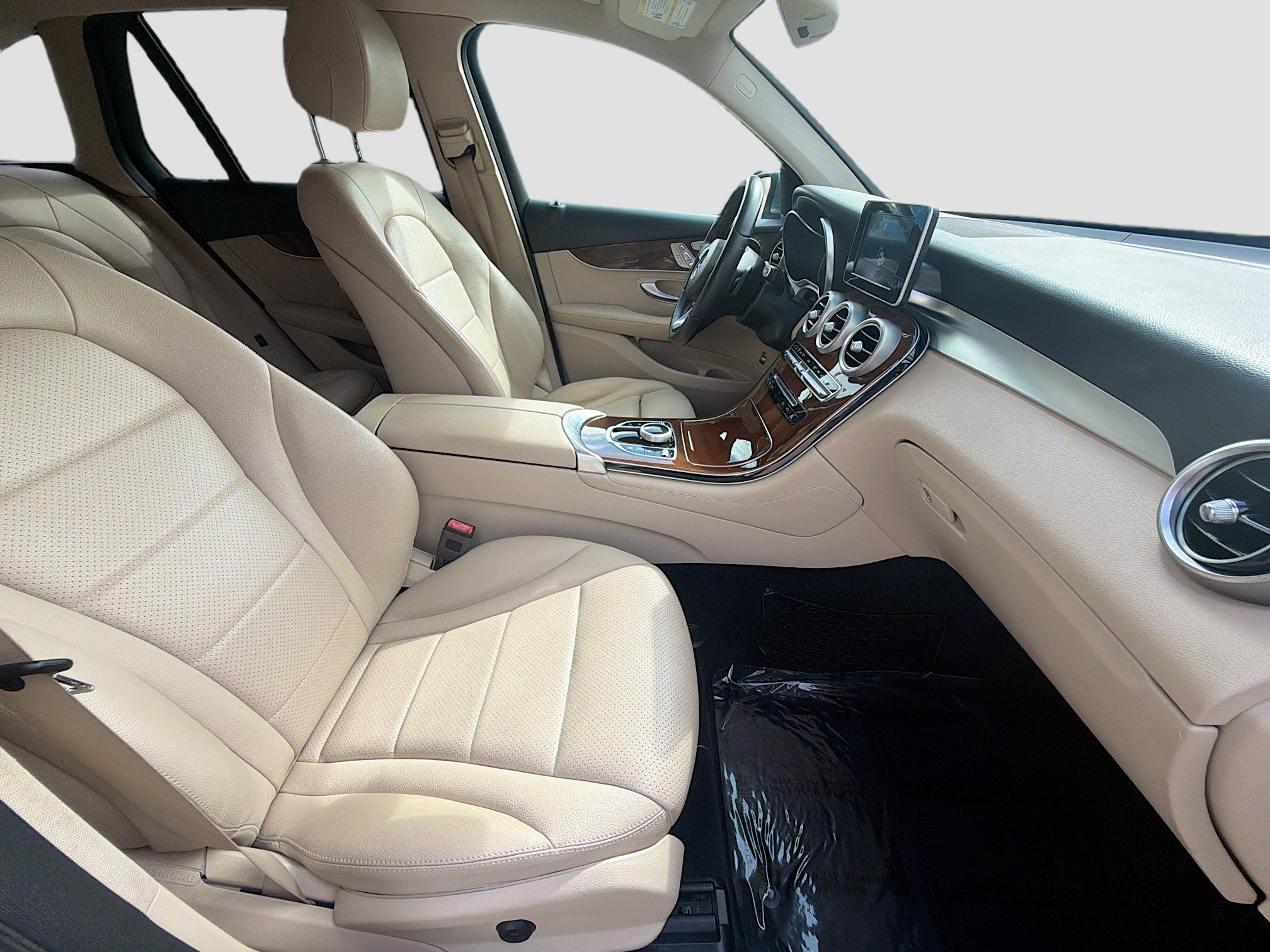 Used 2019 Mercedes-Benz GLC 300 image 29