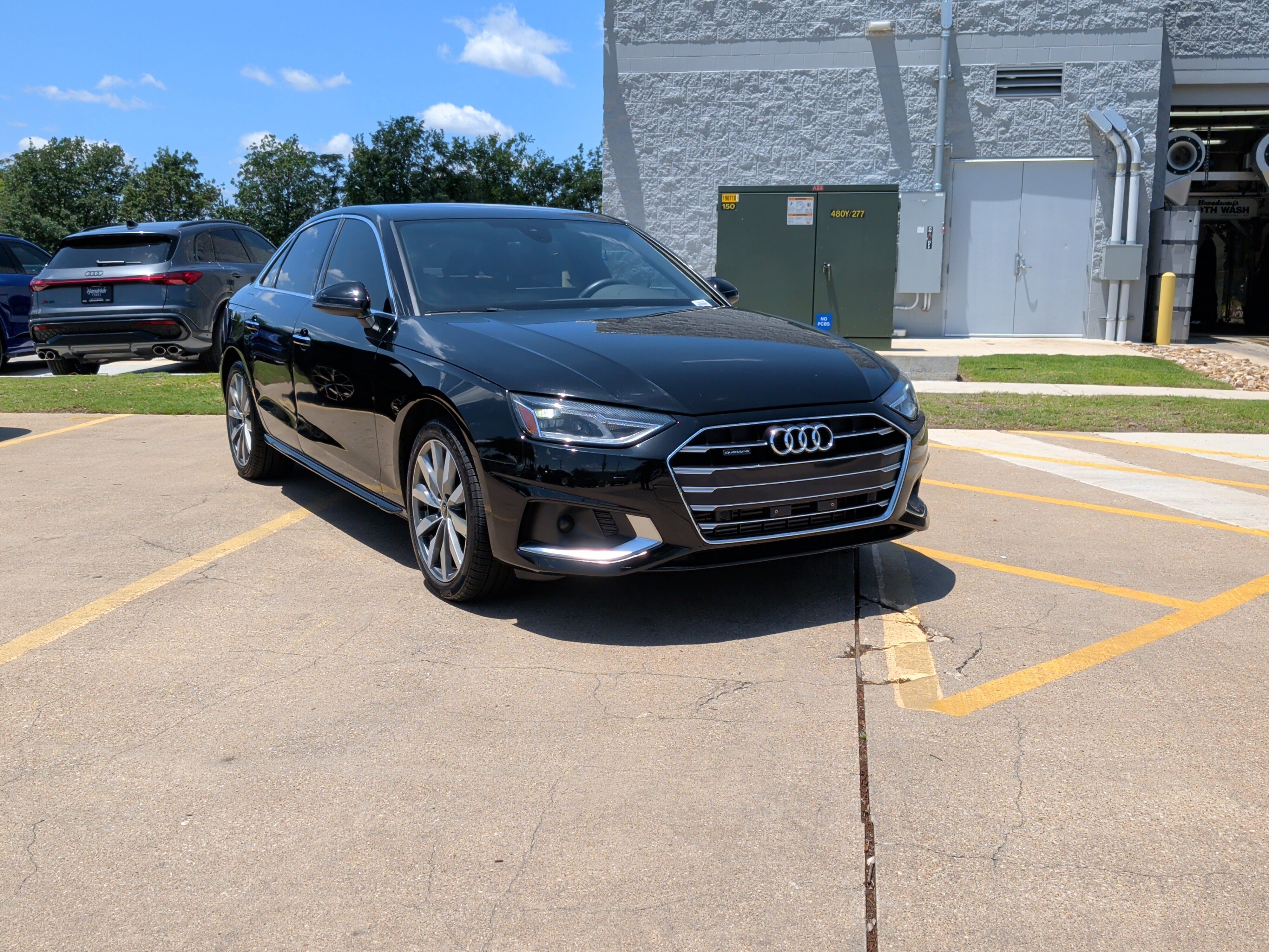 Certified 2022 Audi A4 2.0T Premium w/ Convenience Package AWD/4WD image 2