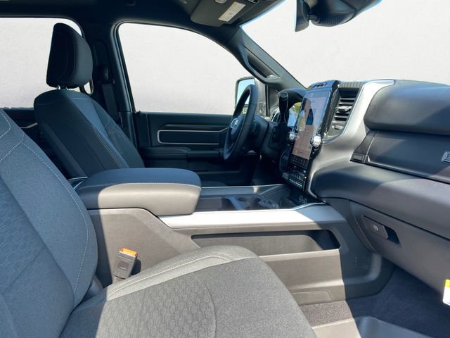 New 2025 RAM 2500 Big Horn AWD/4WD image 15