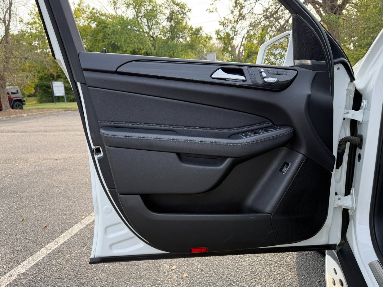 Used 2018 Mercedes-Benz GLE 350 4MATIC image 14