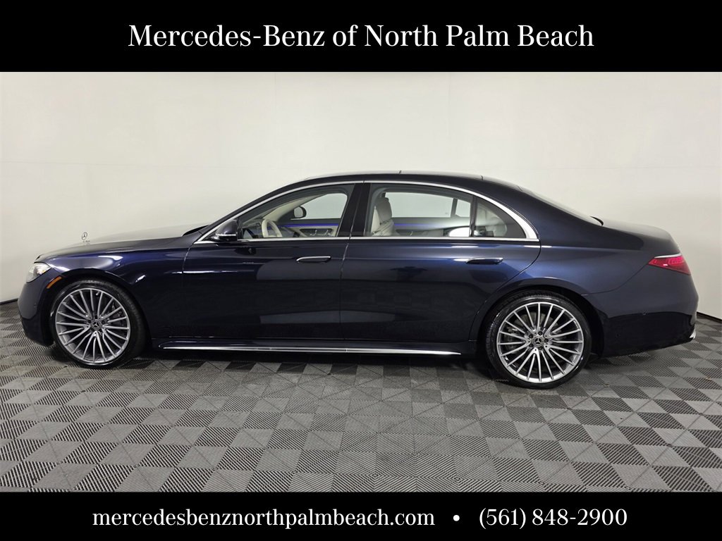 Used 2022 Mercedes-Benz S 580 4MATIC Sedan image 3