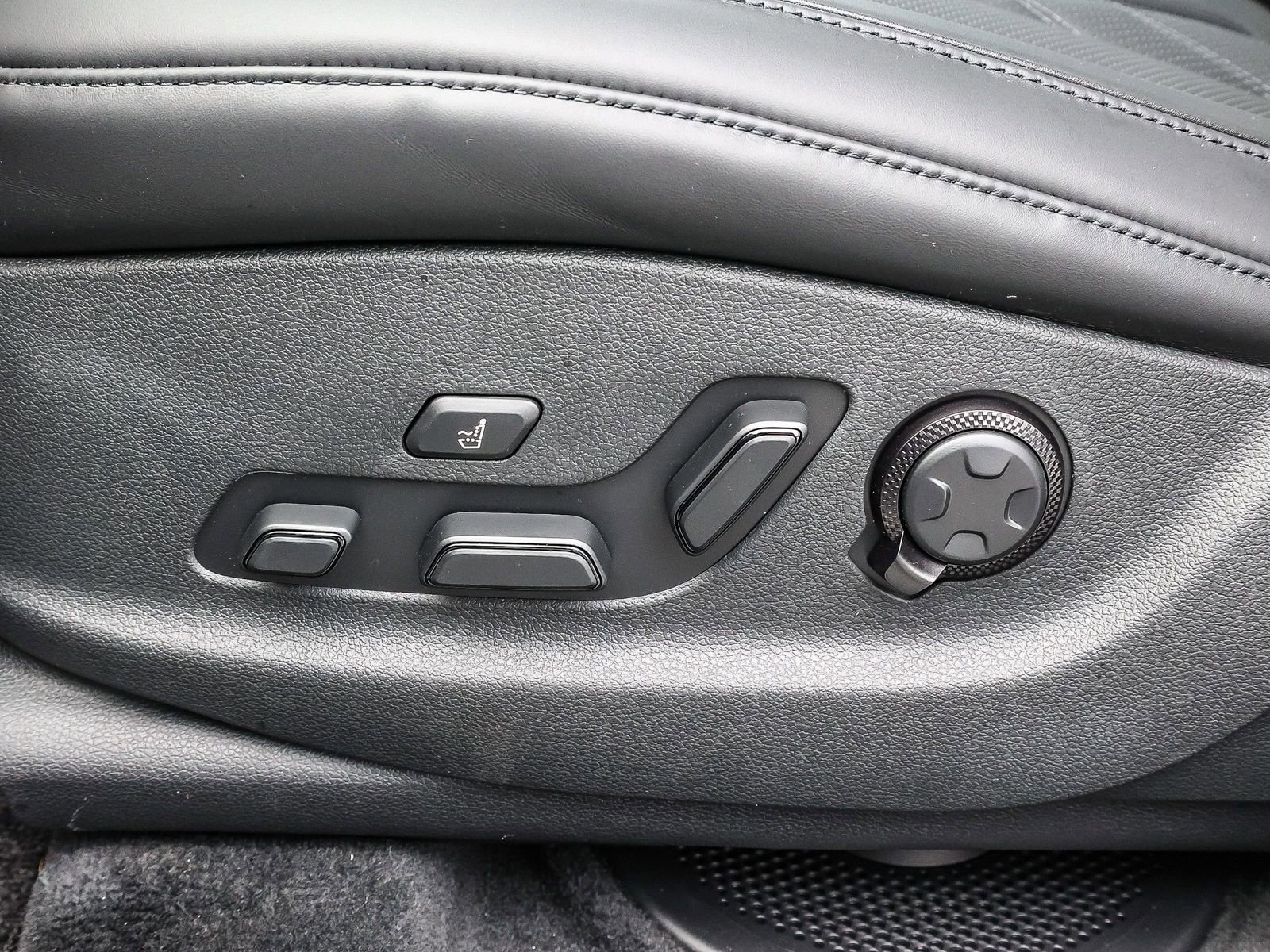 New 2026 Genesis GV80 3.5T e-SC image 23