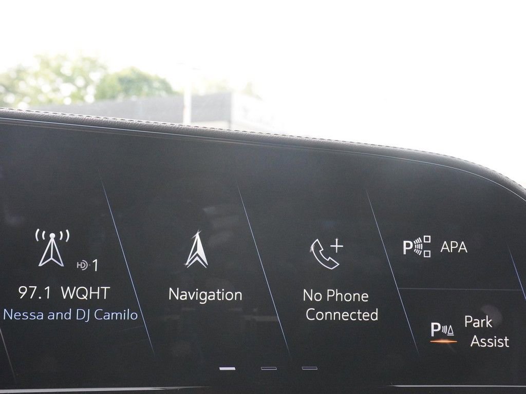 Used 2023 Cadillac Escalade Premium Luxury w/ LPO, Floor Liner Package AWD/4WD image 68