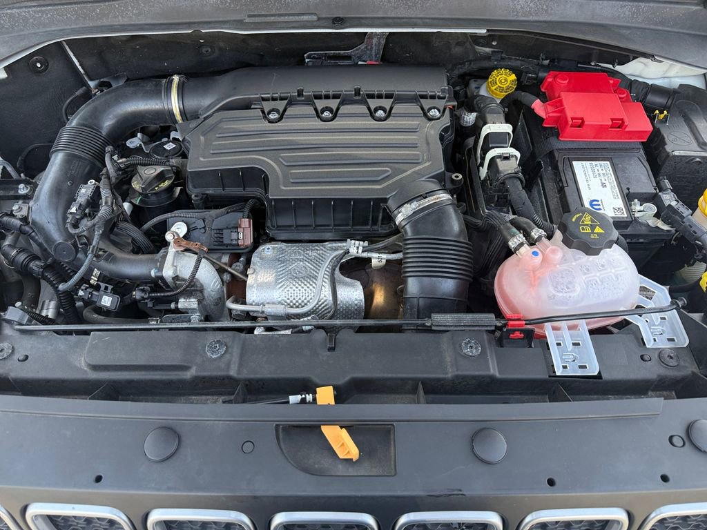 Certified 2023 Jeep Renegade Latitude image 23