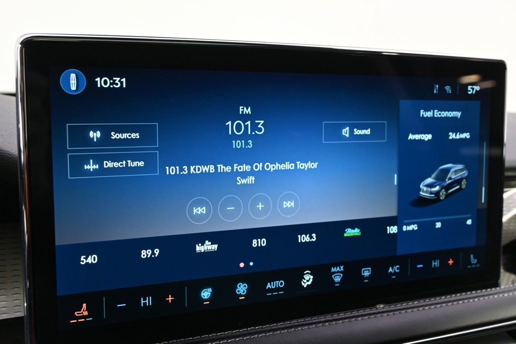 New 2025 Lincoln Corsair Reserve w/ Jet Appearance Package image 26