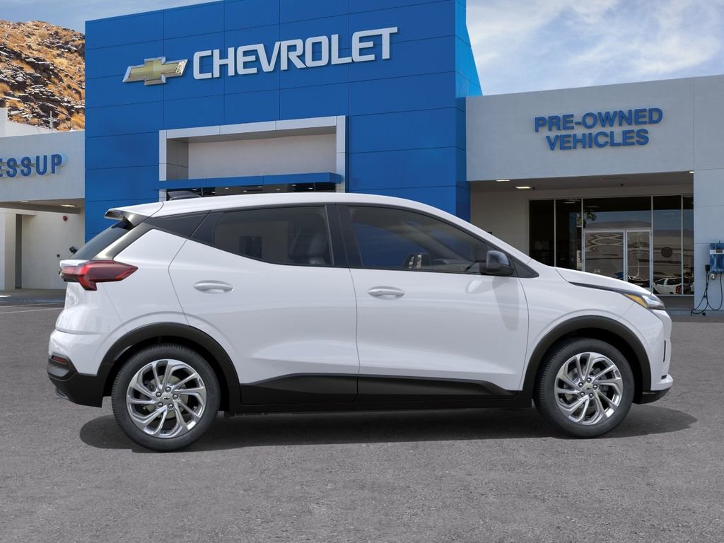 New 2027 Chevrolet Bolt LT FWD image 5