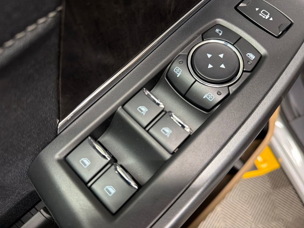 New 2026 Ford F250 Lariat image 16