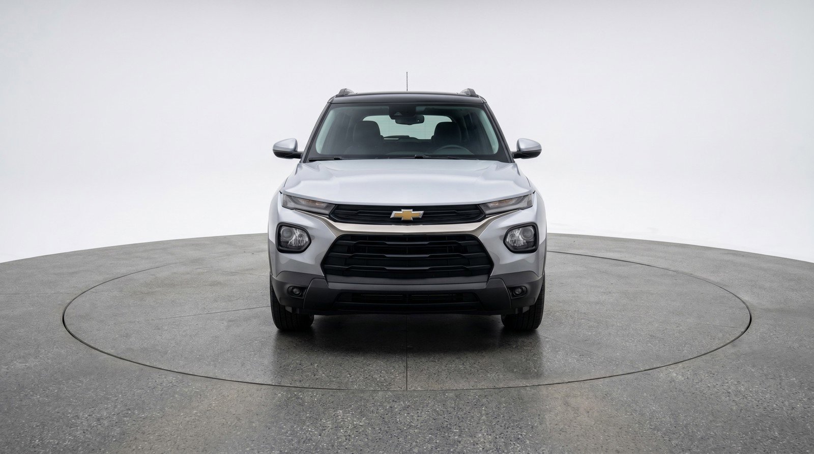 Used 2025 Chevrolet TrailBlazer LT FWD image 2