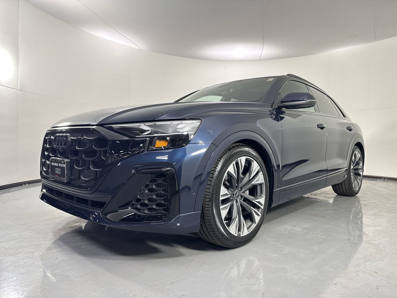 Used 2025 Audi Q8 Prestige AWD/4WD image 24