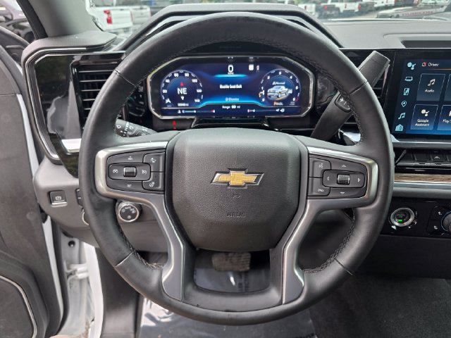 Used 2023 Chevrolet Silverado 1500 LT AWD/4WD image 26