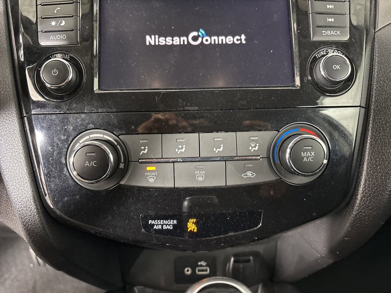 Used 2022 Nissan Rogue Sport S image 17