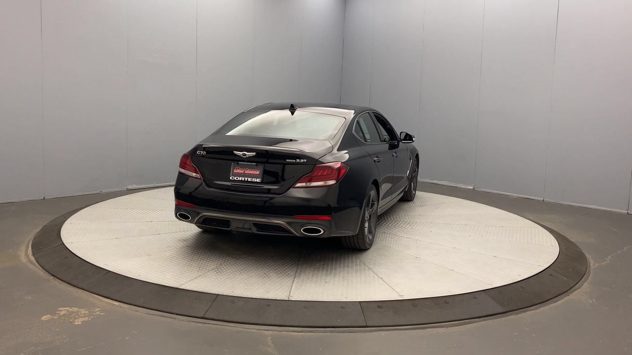 Used 2021 Genesis G70 3.3T AWD/4WD image 4