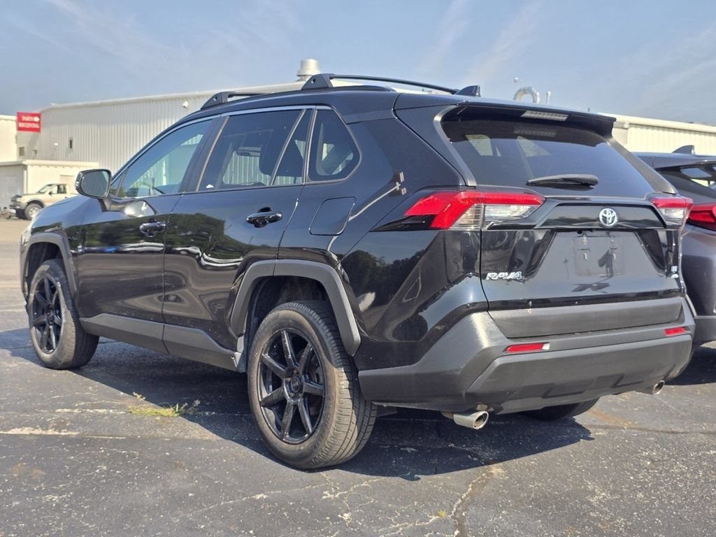 Used 2020 Toyota RAV4 LE w/ All Weather Liner Package AWD/4WD image 5