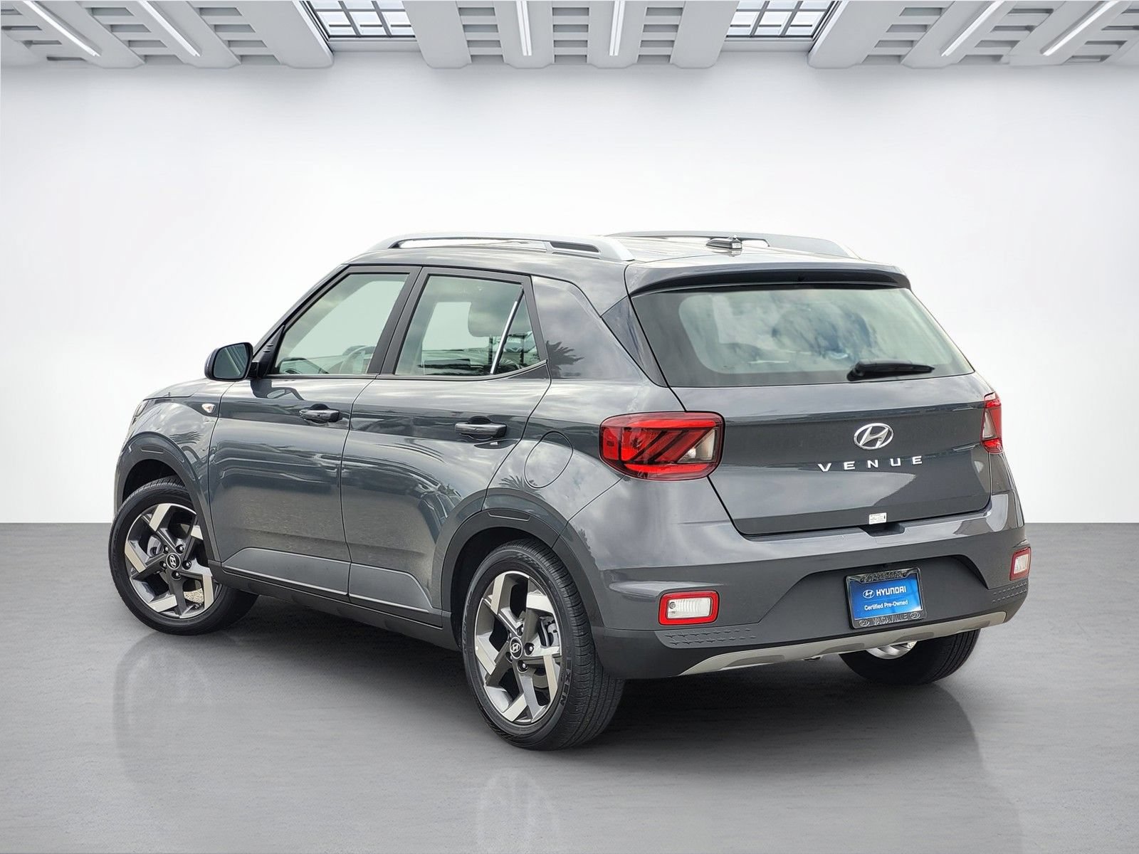 Certified 2026 Hyundai Venue SEL FWD image 14