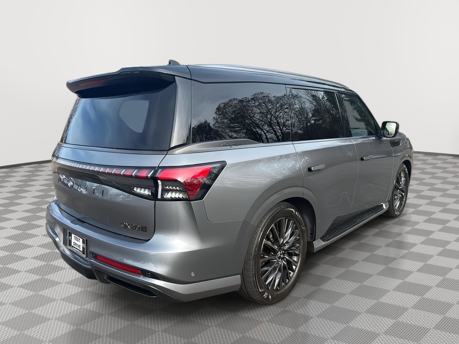 Certified 2025 INFINITI QX80 Autograph image 6