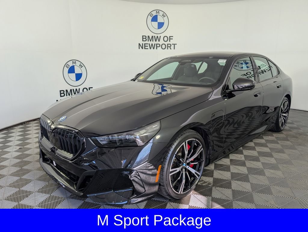 Certified 2026 BMW 550e xDrive image 4