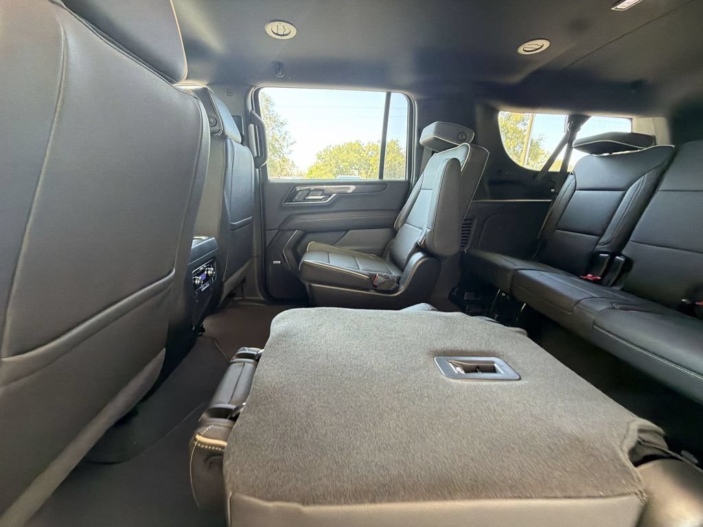 New 2026 GMC Yukon XL Elevation AWD/4WD image 13