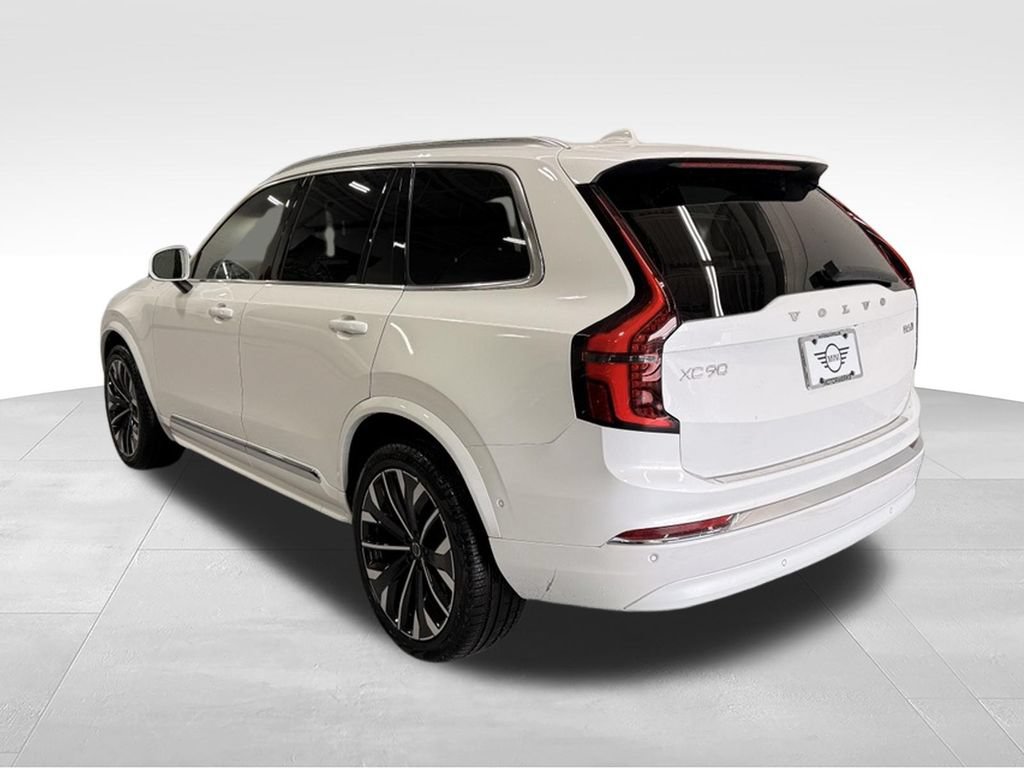 Used 2026 Volvo XC90 B6 Plus AWD/4WD image 3