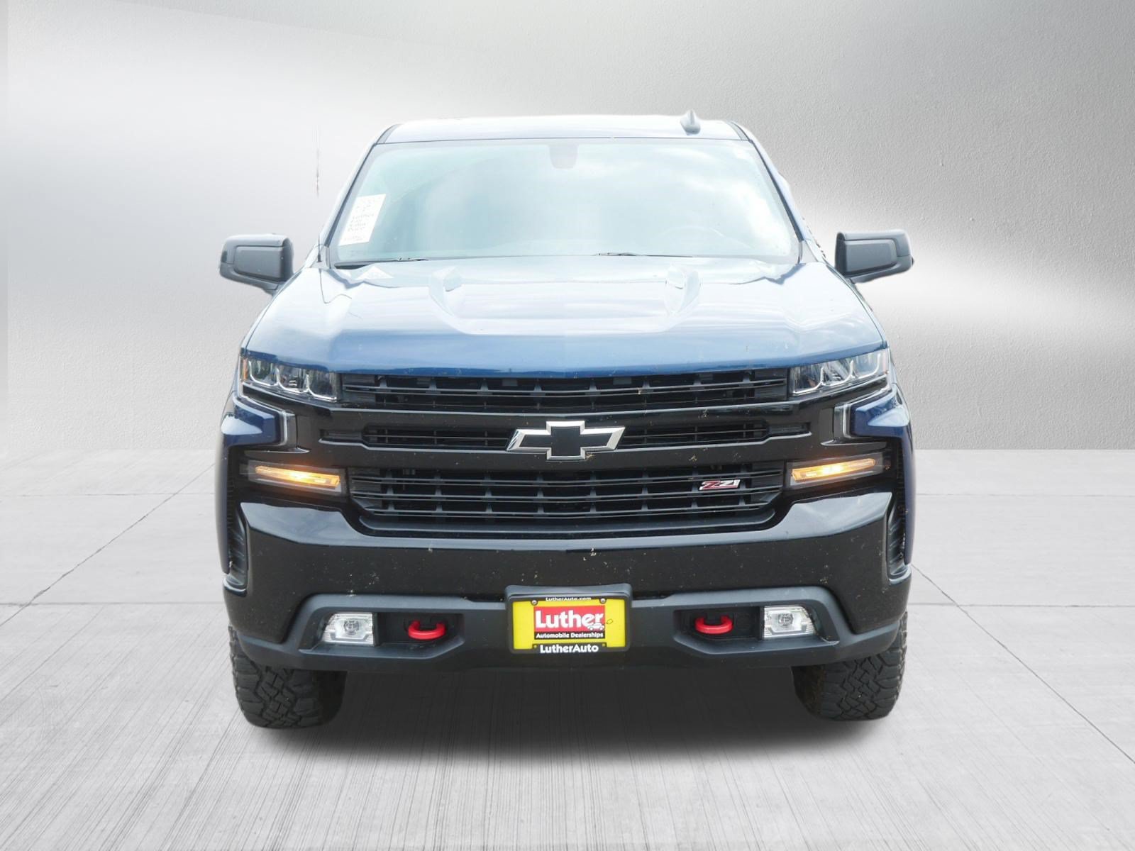 Certified 2021 Chevrolet Silverado 1500 LT Trail Boss w/ LPO, Dark Essentials Package AWD/4WD image 2
