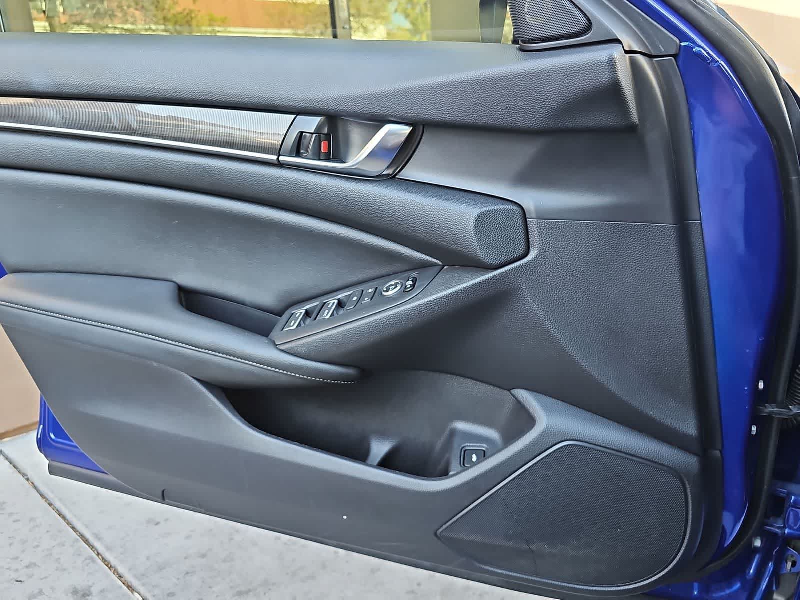 Used 2020 Honda Accord Sport image 27