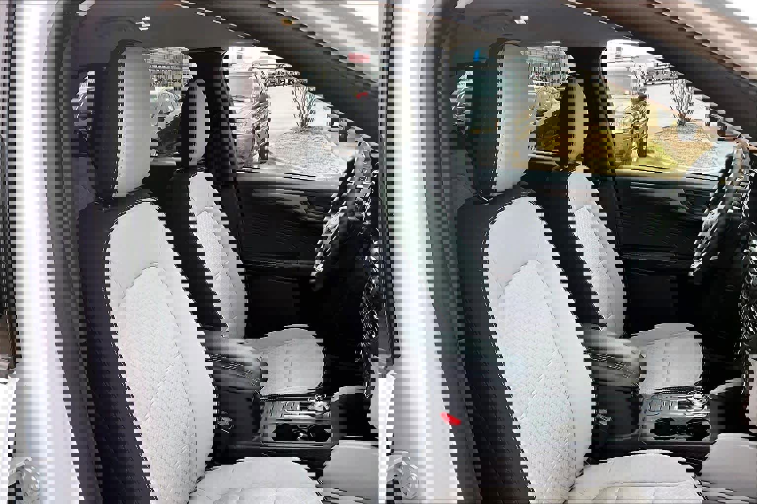 Used 2024 Ford Escape Active image 10