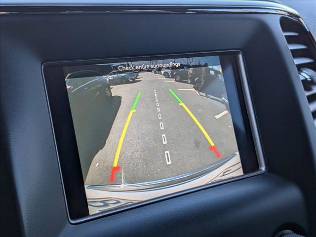 Used 2018 Jeep Grand Cherokee Limited image 14