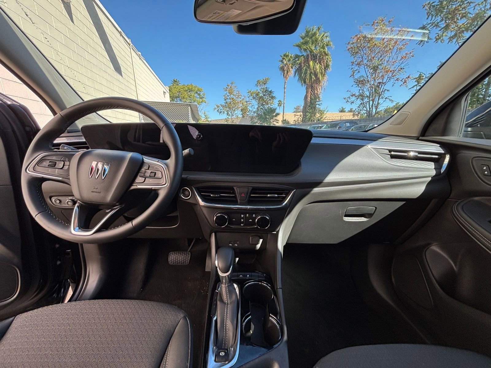 Used 2025 Buick Encore GX Preferred image 33