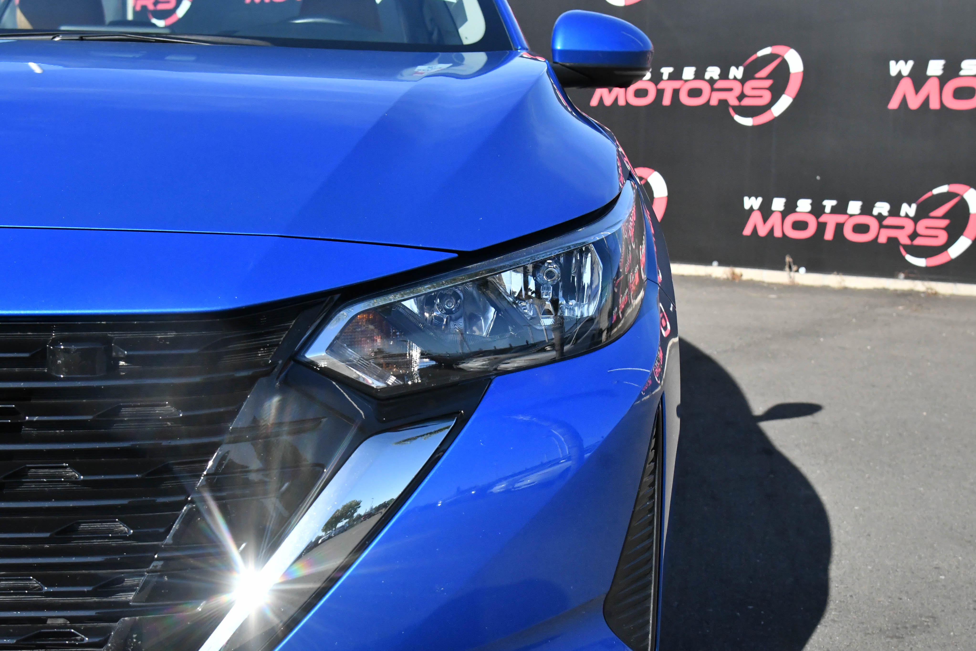 Used 2025 Nissan Sentra SV w/ SV Premium Package FWD image 11