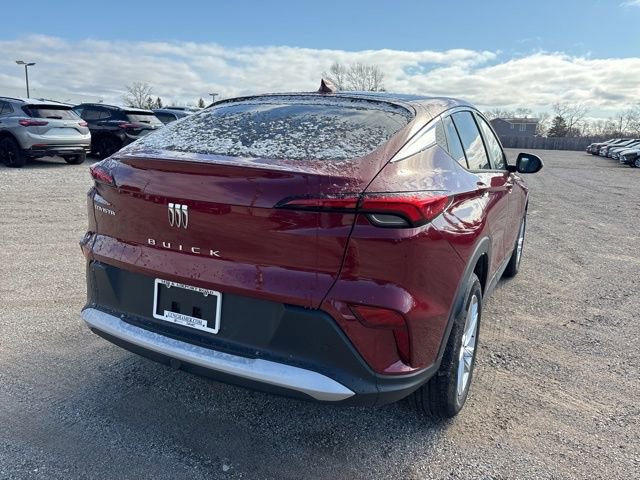 Used 2025 Buick Envista Preferred w/ Advanced Safety Package image 7