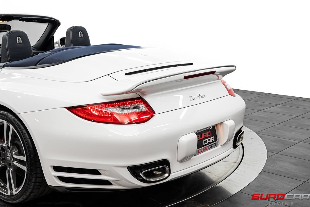 Used 2010 Porsche 911 Turbo AWD/4WD image 19