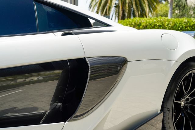 Used 2019 McLaren 600LT RWD image 45