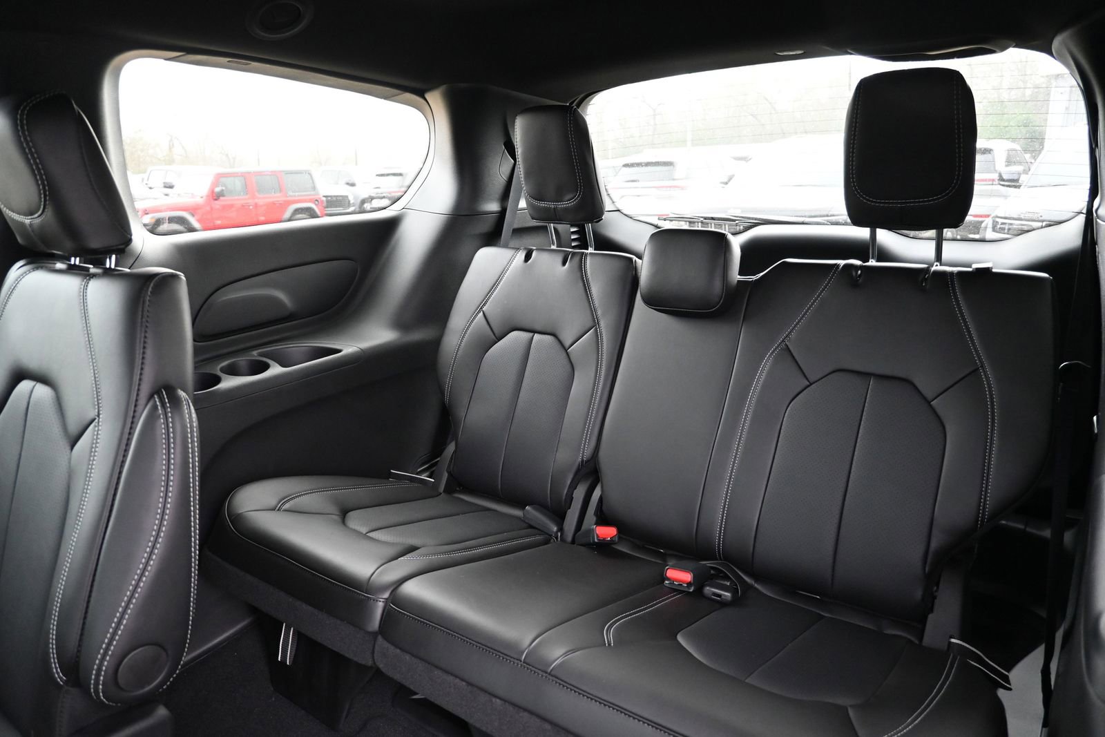 New 2026 Chrysler Pacifica Select image 21