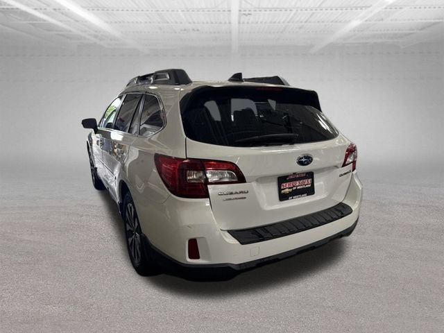 Used 2016 Subaru Outback 2.5i Limited AWD/4WD image 5