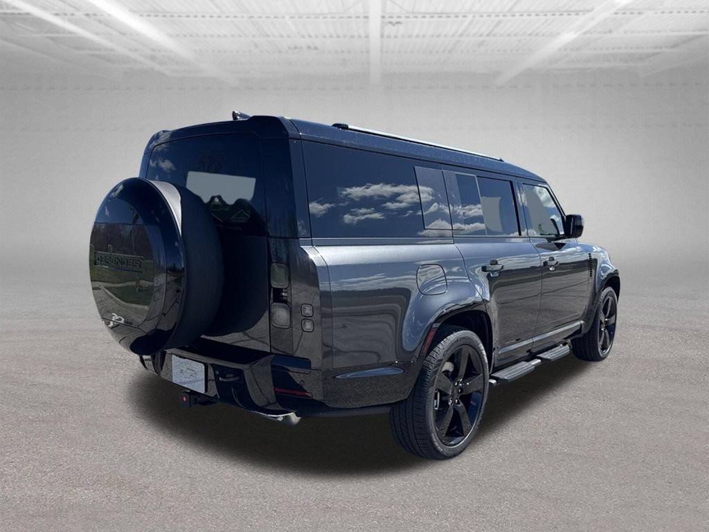 New 2026 Land Rover Defender 130 X-Dynamic SE AWD/4WD image 7