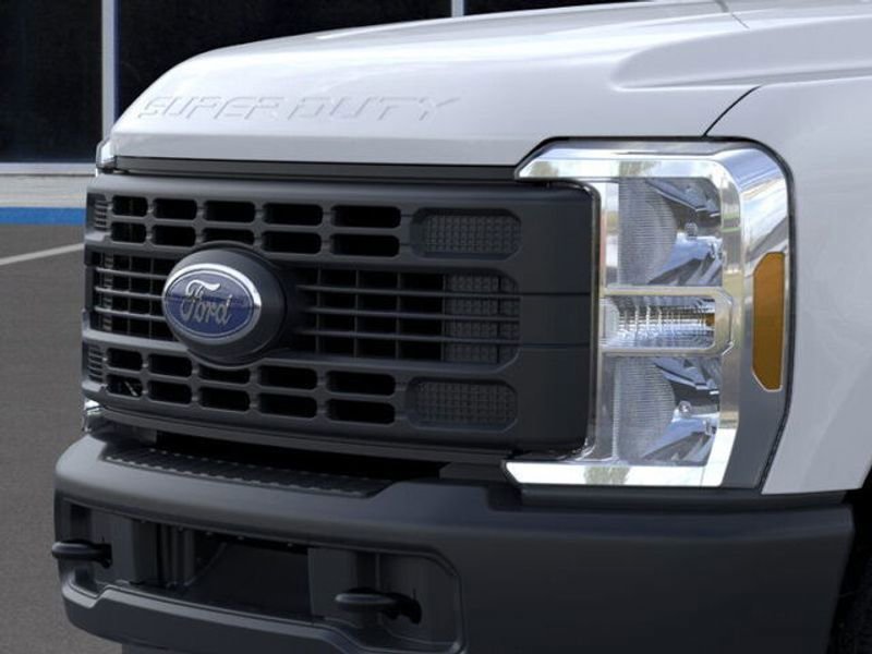 New 2026 Ford F250 XL image 19