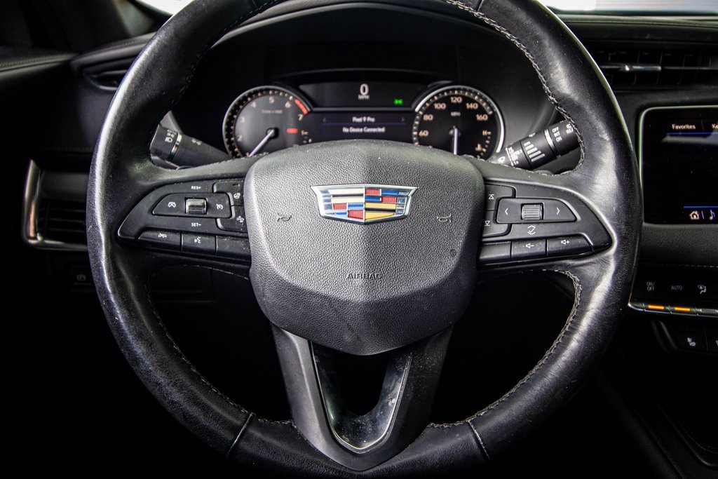 Used 2019 Cadillac XT4 Premium Luxury image 30