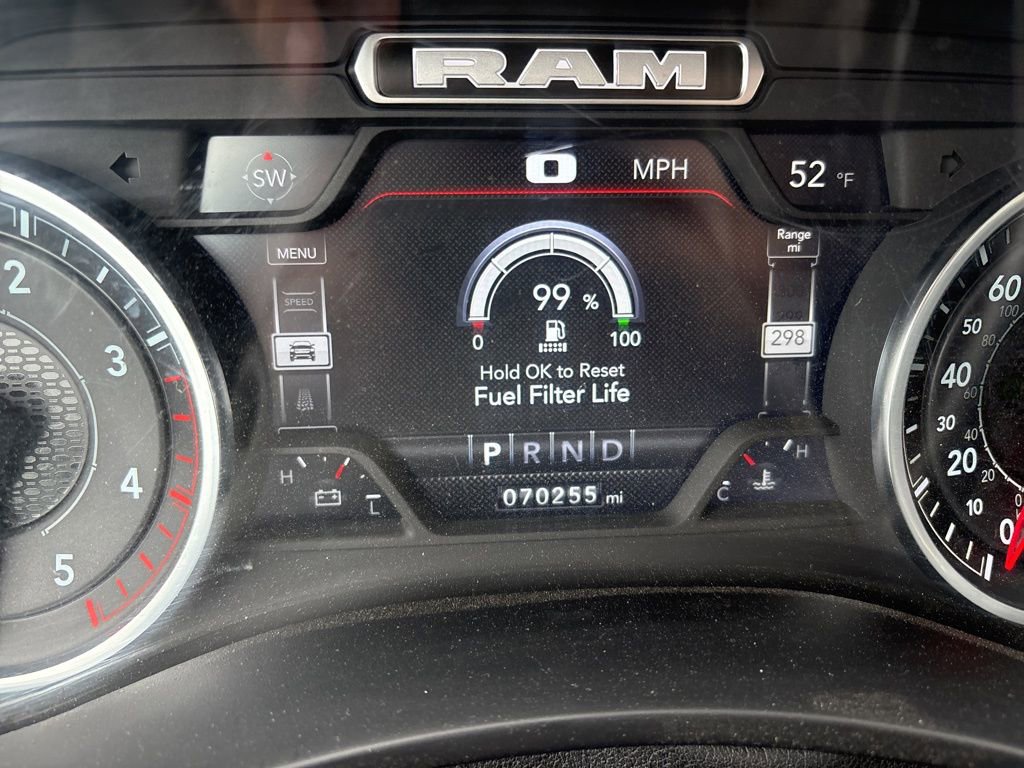 Used 2024 RAM 2500 Laramie AWD/4WD image 11