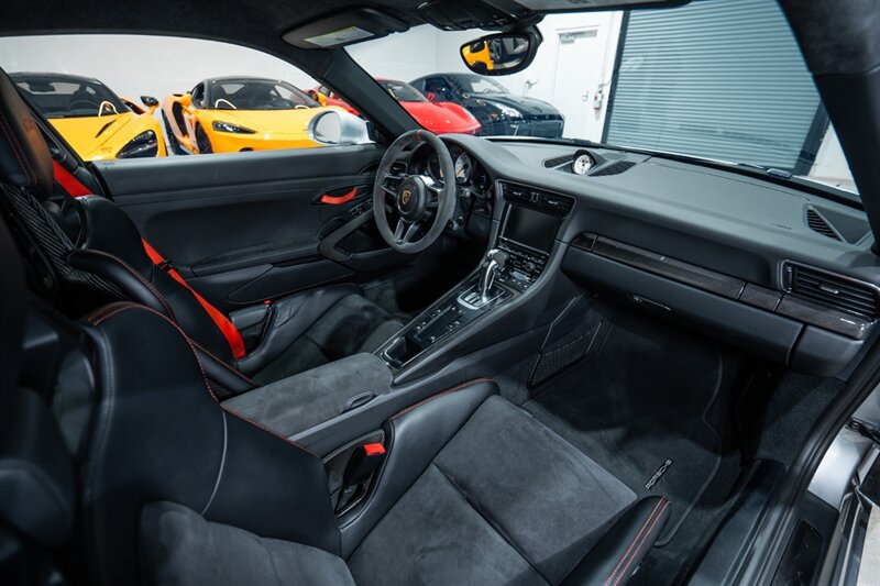 Used 2016 Porsche 911 GT3 RS RWD image 30