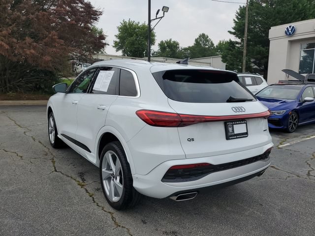 Used 2025 Audi Q5 Premium Plus w/ Premium Plus AWD/4WD image 6